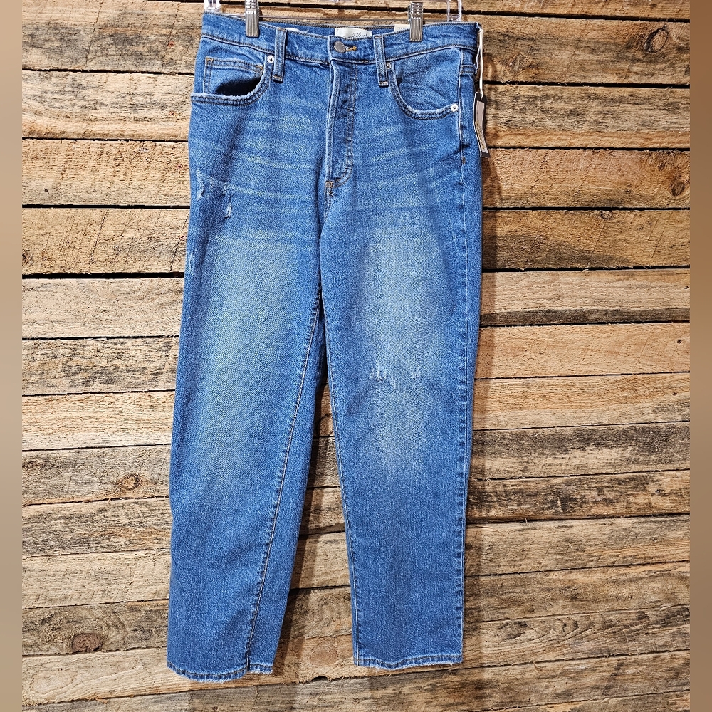 New universal Thread Target 8‎ short 90s straight distressed jeans